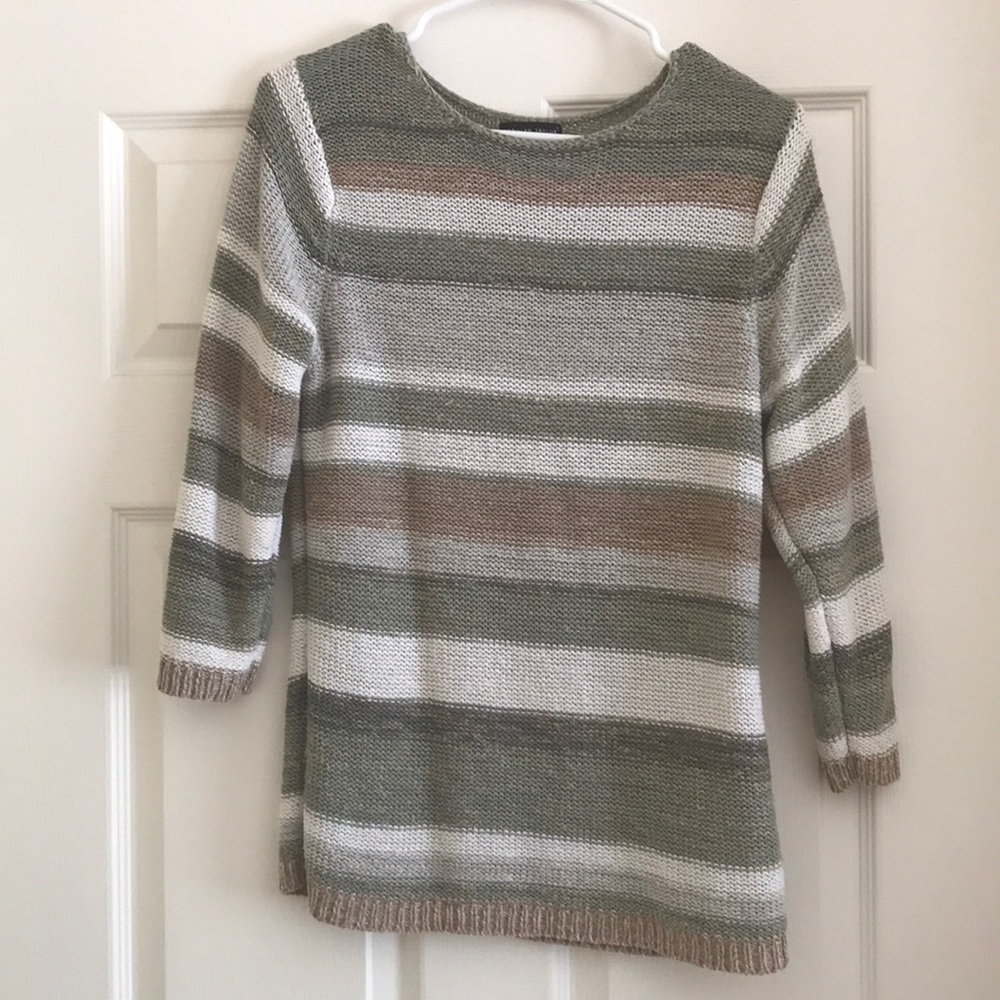 Striped blouse. - Picture 3 of 3